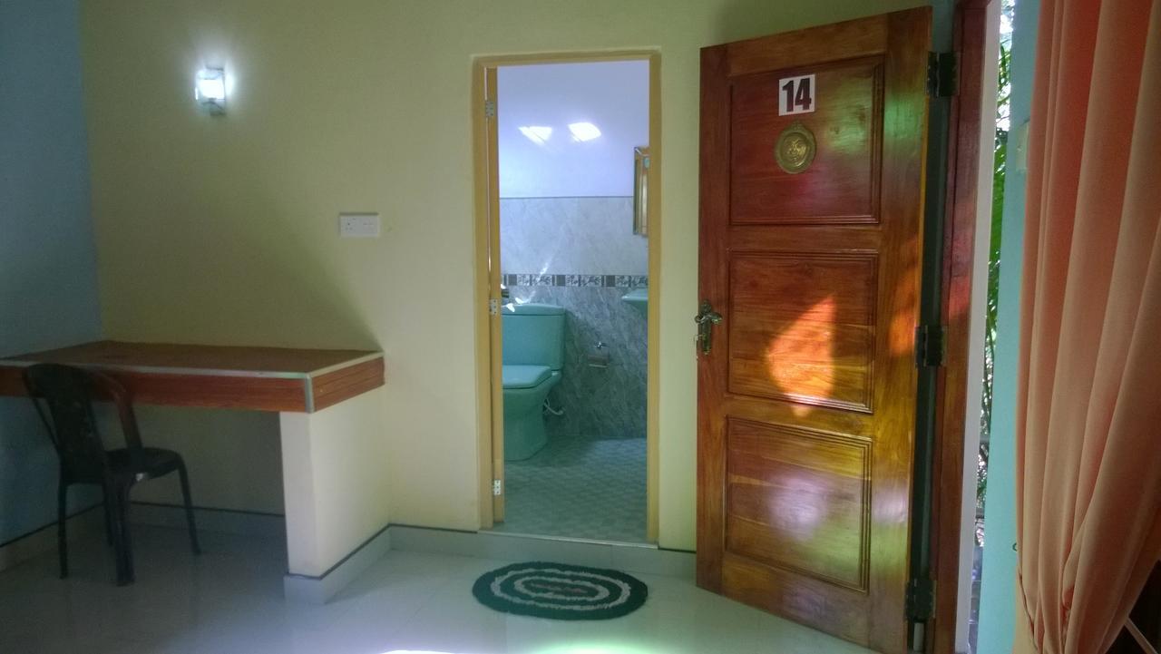 Inamaluwa Sigiri Holiday Inn מראה חיצוני תמונה